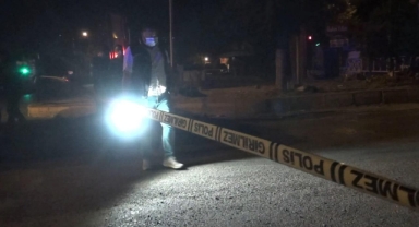 Kahramanmaraş’ta iş yeri ve park halindeki araca silahlı saldırı