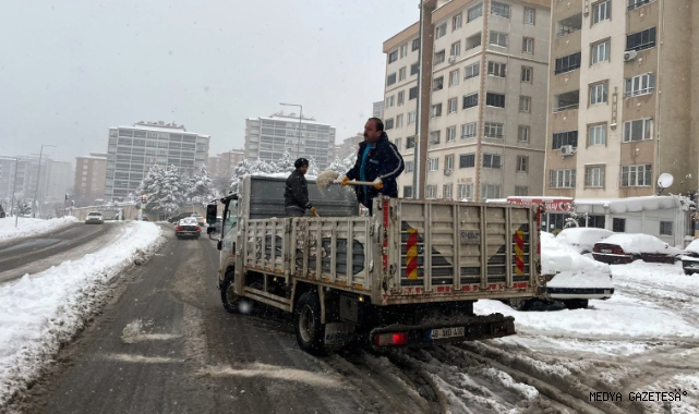 KASKİ’den 53 Araçla Karla Mücadeleye Destek