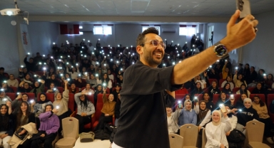 Pusula Maraş’tan Gençlere Sınav Yolculuğunda Destek; Gri Koç Bu Kez Pazarcık’ta