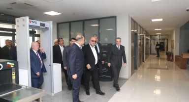 Yeniden Refah Partisi’nden Dulkadiroğlu Belediyesi’ne Ziyaret: Yerel Yönetimlerde Ortak Akıl Vurgusu