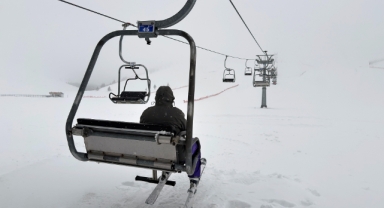 Akdeniz’in Kayak Merkezi Yedikuyular’a Yoğun İlgi