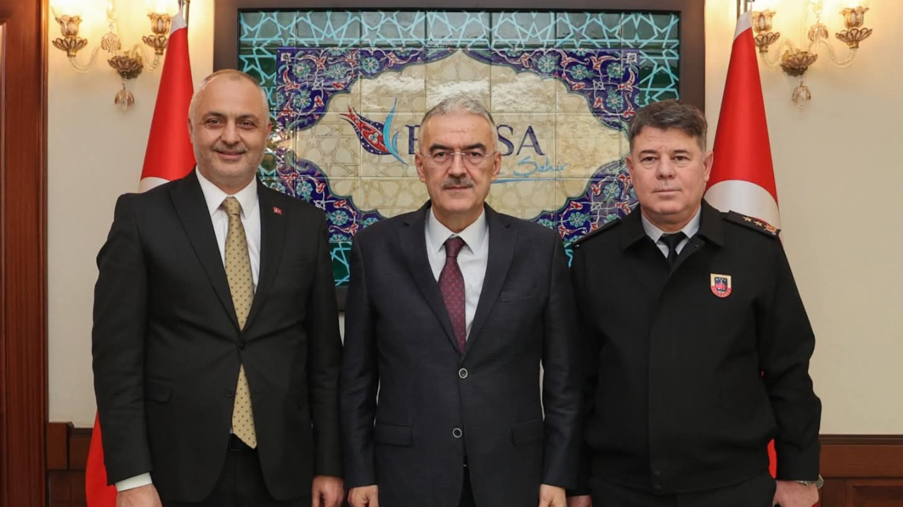 BAŞKAN GÖKŞEN, BURSA VALİSİ AYYILDIZ’I ZİYARET ETTİ