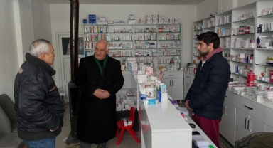 Başkan Selim Cüce’den Ericek Mahallesi’ndeki Burak Eczanesi’ne Teşekkür Ziyareti