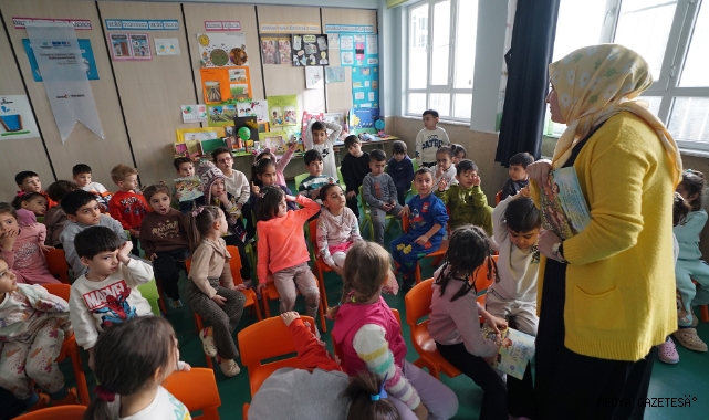 Büyükşehir’den Miniklere Masal Şöleni