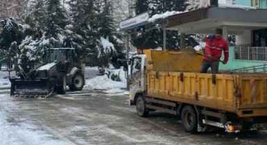 Büyükşehir’den Okul Çevrelerinde Yoğun Kış Mesaisi