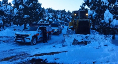 Büyükşehir Ekipleri Kar Engelini Aştı, Hayata Ulaştı