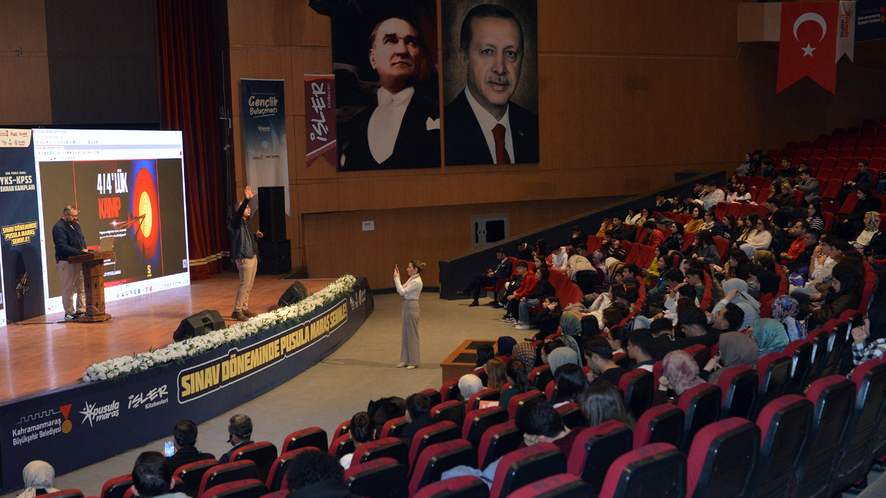 Büyükşehir’in YKS Kampında Türkçe’nin Şifreleri Paylaşıldı