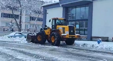 Büyükşehir, Şehirde Kar Mesaisini Sürdürüyor