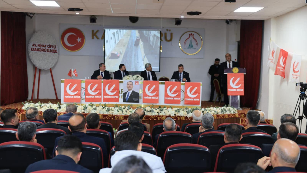 Dulkadiroğlu Belediye Başkanı Mehmet Akpınar, Yeniden Refah Partisi Şanlıurfa İl Divan Toplantısı’na Katıldı