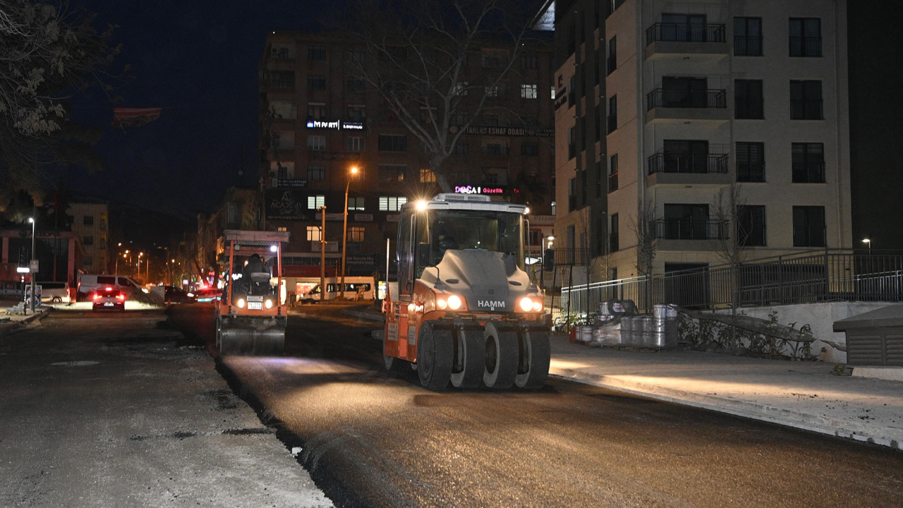 Dulkadiroğlu Zübeyde Hanım Bulvarı’nda Altyapı Tamam, Asfalt Başladı
