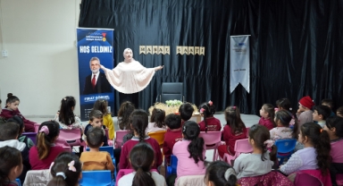 Edebiyatın Şehrinde Minikler Masal Yolculuğuna Çıktı