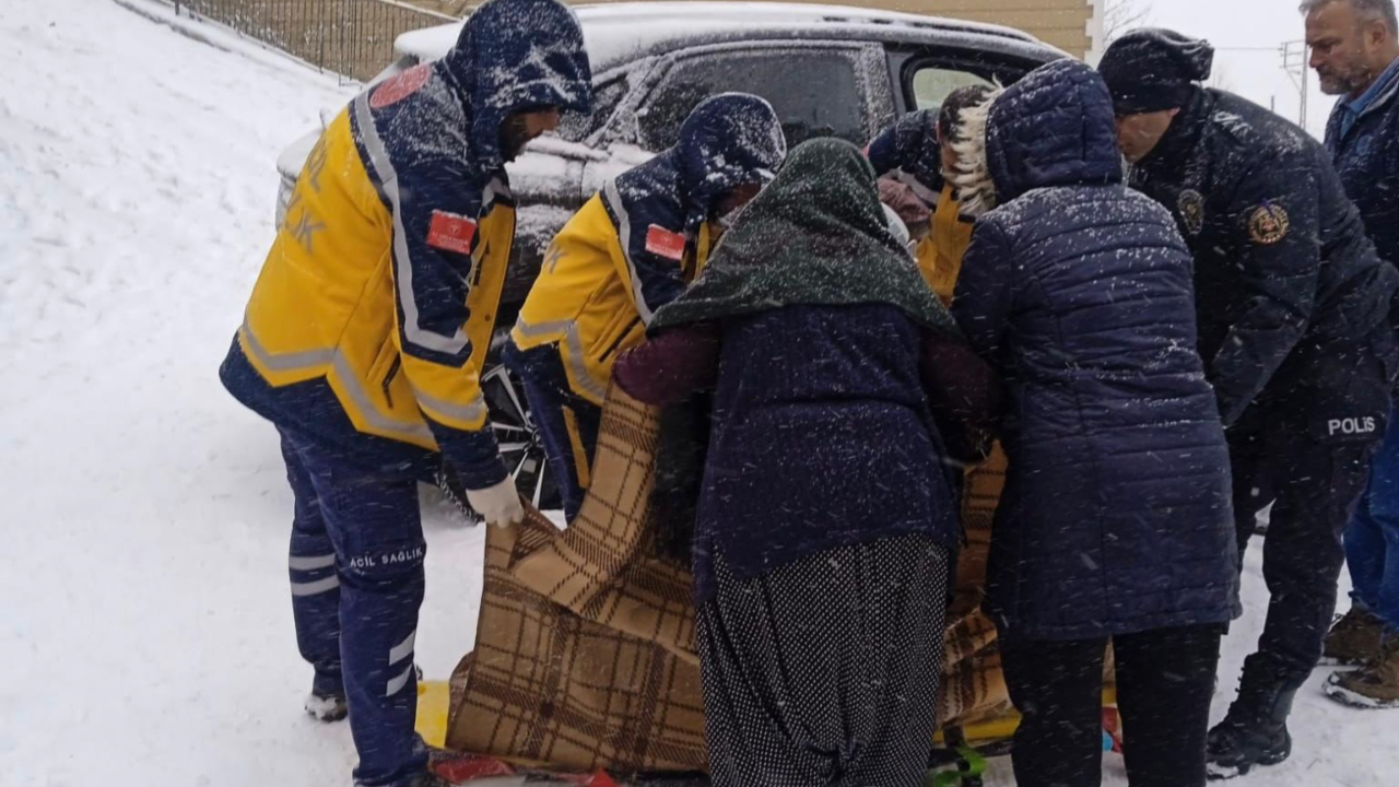 Kahramanmaraş’ta kar yağışı trafik kazalarına neden oldu: 2 yaralı
