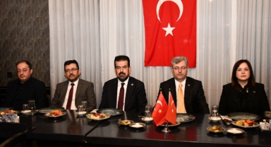 MHP Kahramanmaraş İl Teşkilatı’ndan Gazetecilere Anlamlı Buluşma