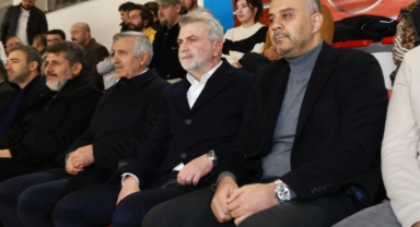 Namağlup liderliğini sürdüren Onikişubat Belediyespor Voleybol Takımı’na MADO dopingi