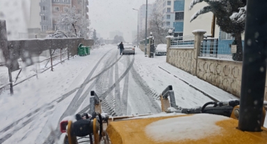 Onikişubat Belediyesi karla mücadelede tam teyakkuzda