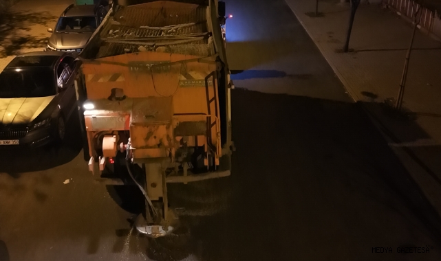 Onikişubat Belediyesi’nden don ve buzlanmaya karşı erken müdahale