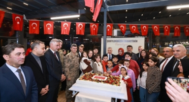 Onikişubat’ta Anlamlı Buluşma: Şehit Çocuklarının Doğum Günleri Birlikte Kutlandı