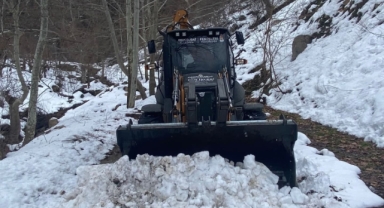 ONİKİŞUBAT’TA KIŞA GEÇİT YOK: KIRSAL MAHALLELERDE YOLLAR 7/24 AÇIK TUTULUYOR