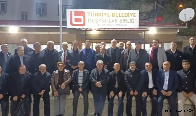 Şairler Parkı’nda Şiir ve Saz Buluştu: Şair ve Ozanlar Gönüllere Dokundu
