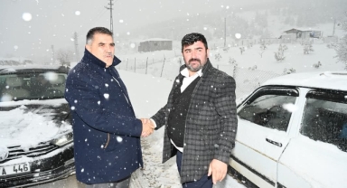 Türkoğlu’nda Kar Yağışı Hayatı Olumsuz Etkilemedi: Belediye Ekipleri 7/24 Sahada