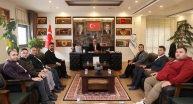 Yeniden Refah Partisi Gençlik Kolları’ndan Dulkadiroğlu Belediye Başkanı Akpınar’a Ziyaret