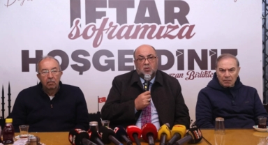 BAŞKAN MEHMET AKPINAR BASIN MENSUPLARIYLA İFTARDA BULUŞTU