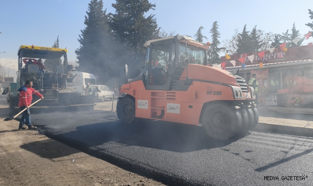 Büyükşehir, Altyapı Sonrası Yol Yenilemelerini Durmaksızın Sürdürüyor