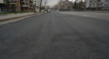 Büyükşehir, Asfalt Mesaisini Kesintisiz Sürdürüyor