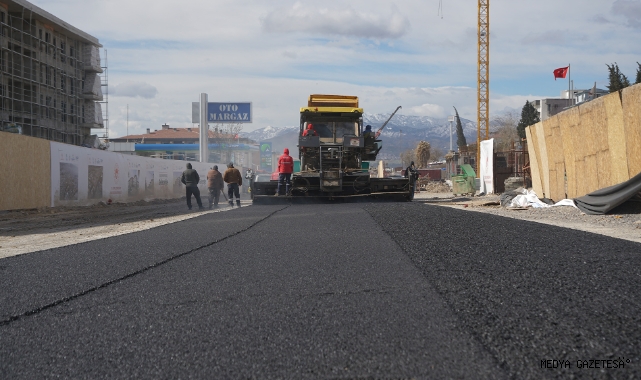 Büyükşehir’den Ali Sezal Bulvarı’na Asfalt