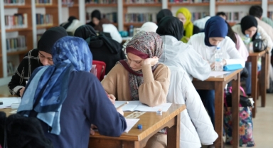 Büyükşehir’den Başarıya Giden Yolda Öğrencilere KPSS Provası