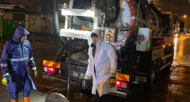 Büyükşehir’den Sağanak Yağışa Karşı Yoğun Mesai