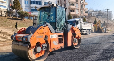 Büyükşehir, Dulkadiroğlu’nda Yolları Bir Bir Yenilemeye Devam Ediyor