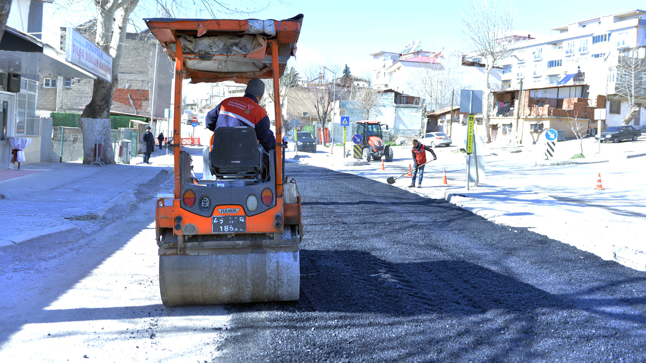 Dulkadiroğlu’nda Sürüş Konforu İçin Büyükşehir’den Durmaksızın Müdahale