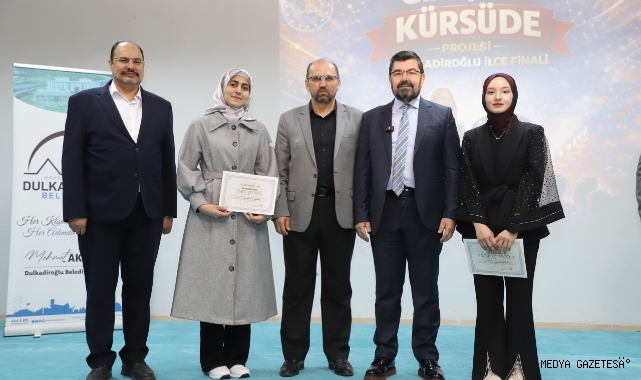 GENÇLER KÜRSÜDE DULKADİROĞLU İLÇE FİNALİ BÜYÜK HEYECANA SAHNE OLDU