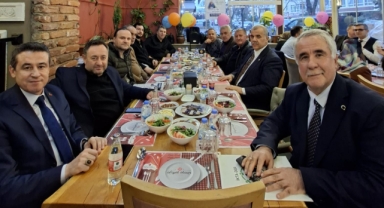 İnsan dediğimiz zaman da durup belki de günlerce düşünmeliyiz.