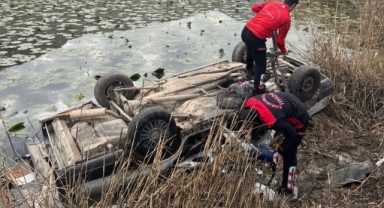 -Kahramanmaraş’ta Otomobil Su Birikintisine Düştü: 78 Yaşındaki Sürücü Hayatını Kaybetti