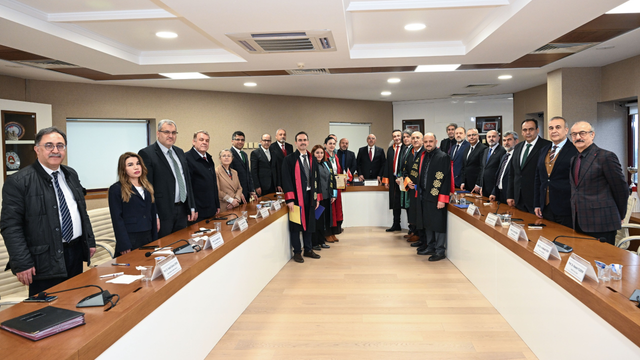 Profesör ve Doçent Kadrolarına Atanan Öğretim Üyelerimizi Tebrik Ederiz