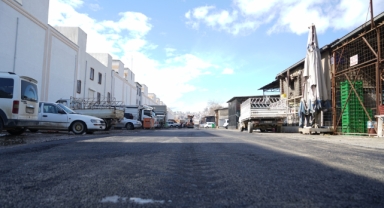 Toptancılar Sitesi’nin Yolu Yenileniyor