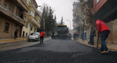 Yollar Tek Tek Yenileniyor