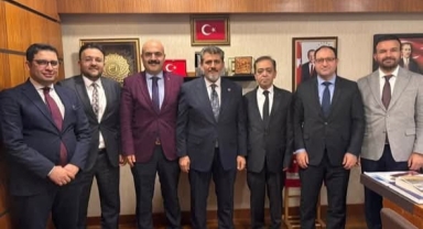Afşinbey Eğitim Vakfı’ndan TBMM Ziyaret