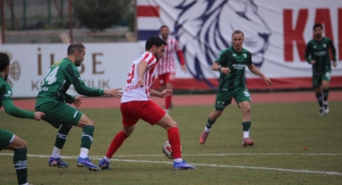 Akedaş İstiklalspor, Lider Bursaspor ile Berabere Kaldı