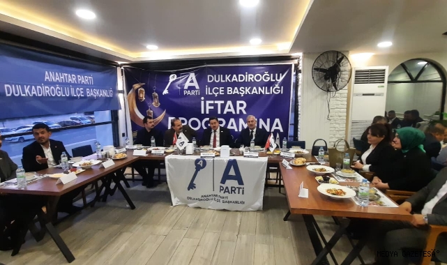 Anahtar Parti Teşkilatı Dulkadiroğlu’nda İftar Programında Buluştu
