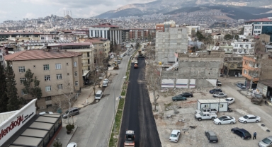 Büyükşehir, Dulkadiroğlu’nda Asfalt Mesaisini Sürdürüyor