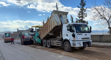Büyükşehir Dulkadiroğlu’nda Yol Yenilemelerine Devam Ediyor