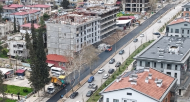 Büyükşehir, Kuddusi Baba Bulvarı’nda Asfalt Çalışmasını Sürdürüyor