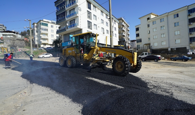 Büyükşehir Yol Yenilemelerini Durmaksızın Sürdürüyor
