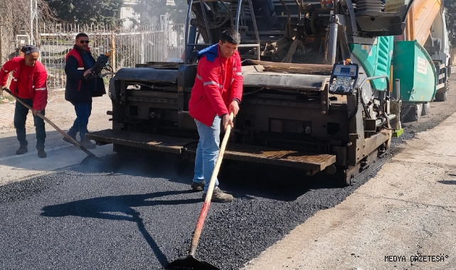 Büyükşehir, Yol Yenilemelerini Hummalı Bir Şekilde Sürdürüyor