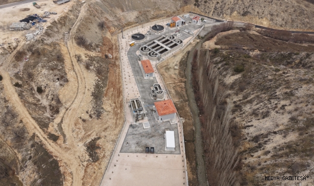 Çağlayancerit’in İleri Biyolojik Atıksu Arıtma Tesisi Hizmete Alındı