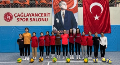 Çağlayancerit Ortaokulu Türkiye Yarı Finallerinde