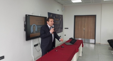 'En Sevgiliye' Konferansı Öğrencilerden Yoğun İlgi Gördü